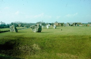 85_3 Avebury ring